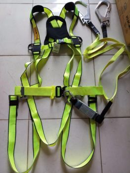 Dây Đai An Toàn Loại Đeo Toàn Thân Gồm 2 Móc Hiệu KUKJE Hàn Quốc - ATC0145