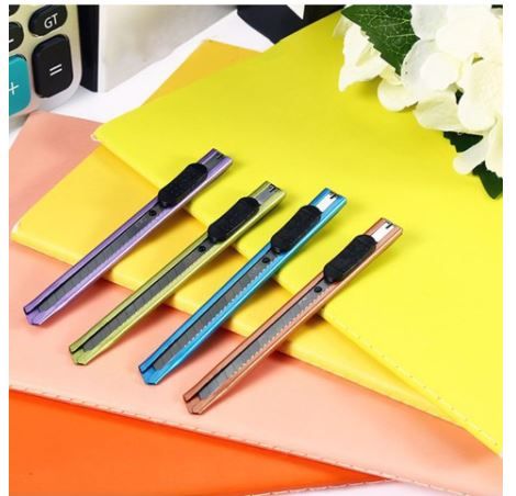 Dao Văn Phòng Phẩm Deli Giá Rẻ Chất Lượng Cao - VPP0032
