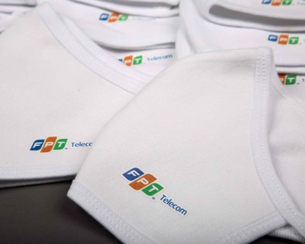 Khẩu Trang Vải Trắng In Logo Theo Yêu Cầu - KTV0014